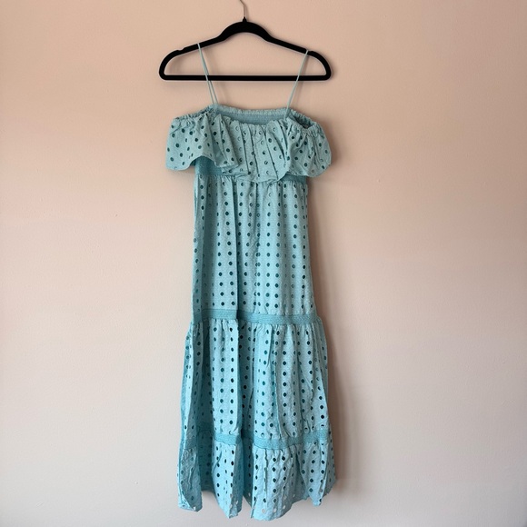 T Tahari Eyelet Midi Dress Blue Off-Shoulder Smocked Bodice Tiered NWT Sz XS - Picture 3 of 15